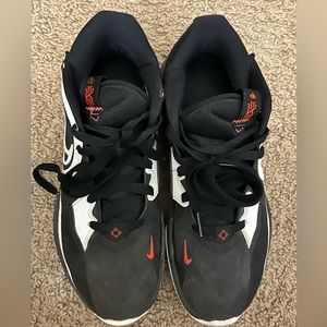 Nike Kyrie